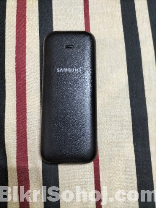 Samsung Guru Music 2